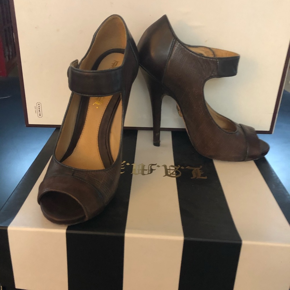 LAMB chocolate heels